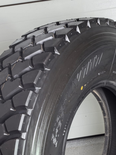 Грузовая шина Yokohama LY717 325/95 R24 162/160K