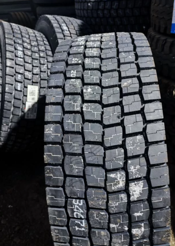 Грузовая шина Yokohama 704R 295/80 R22.5 152/148M, ведущая ось
